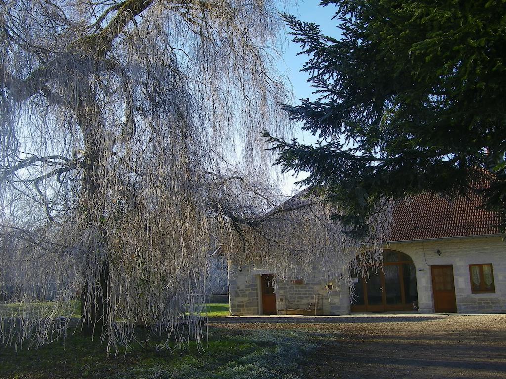 Che'Val D'Amour Bed & Breakfast Ecleux Exterior photo